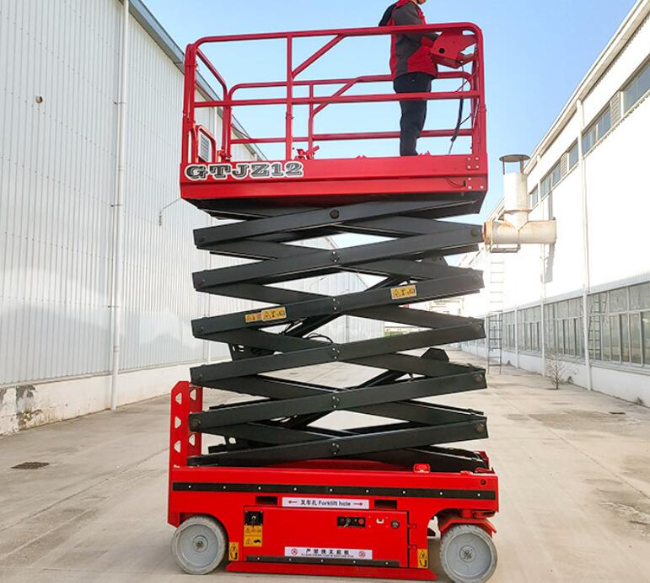 黔东南自行走移动式升降机